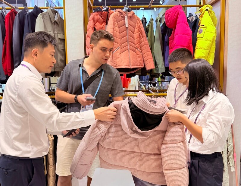 Honry Apparel at the 2025 Autumn Canton Fair showcasing custom jacket